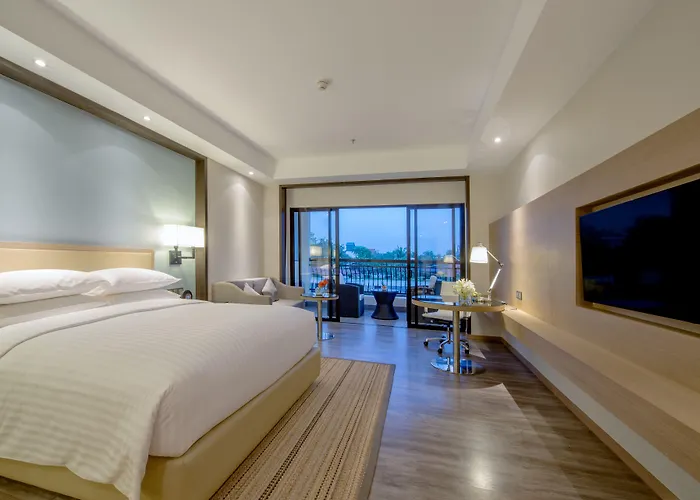 Courtyard By Marriott 5* Siem Reap