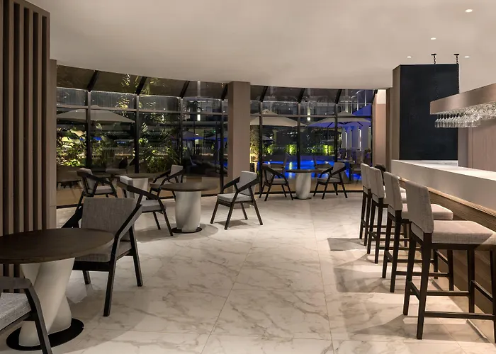 Courtyard By Marriott