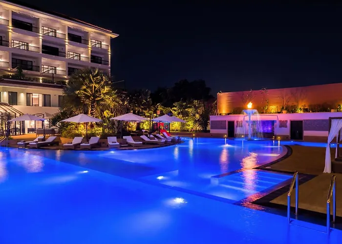 Courtyard By Marriott Hotel