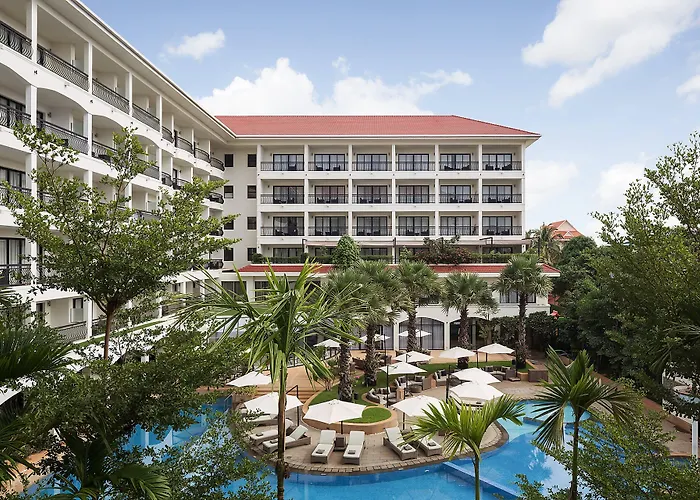 Courtyard By Marriott Hotel 5*