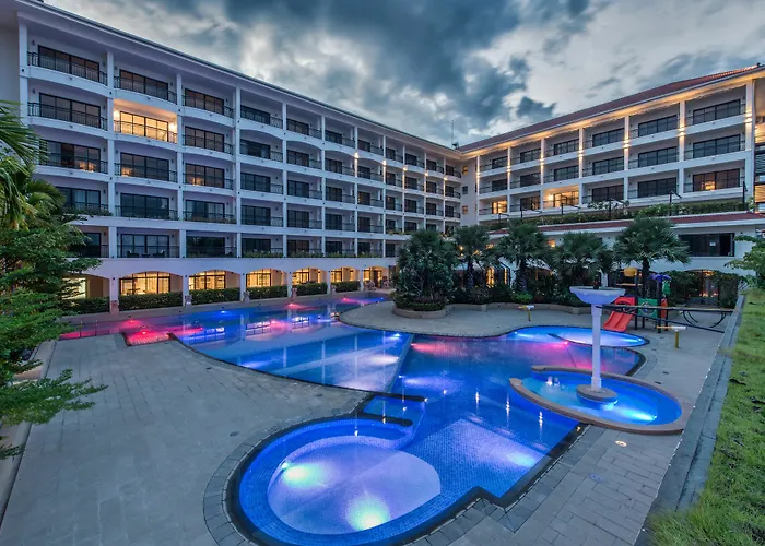 Courtyard By Marriott 5*