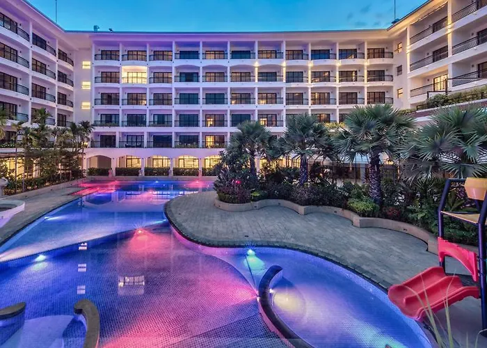 Courtyard By Marriott Hotel 5*